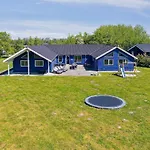 5 Star Holiday Home In Vaeggerlose Bøtø By