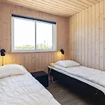 5 Star Holiday Home In Vaeggerlose * Bøtø By