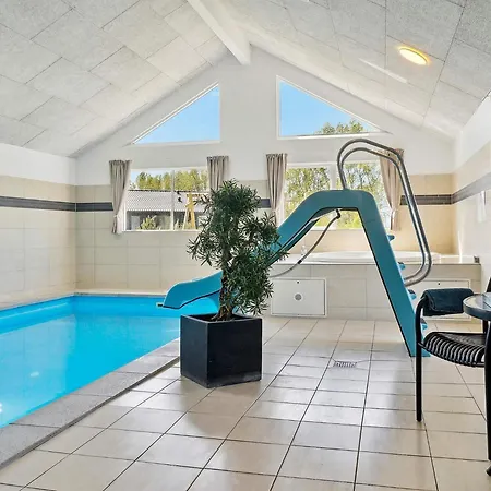 Luxury With Pool - By Traum Hébergement de vacances *