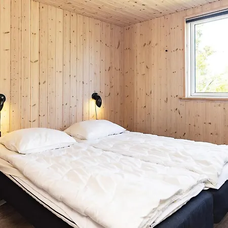 5 Star In Vaeggerlose Bøtø By