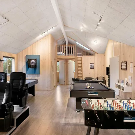 5 Star Holiday Home In Vaeggerlose Bøtø By