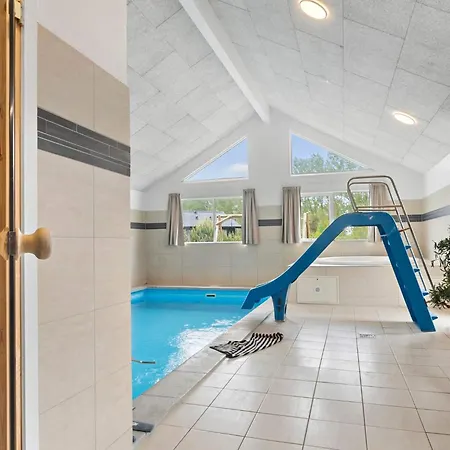 5 Star In Vaeggerlose Holiday home
